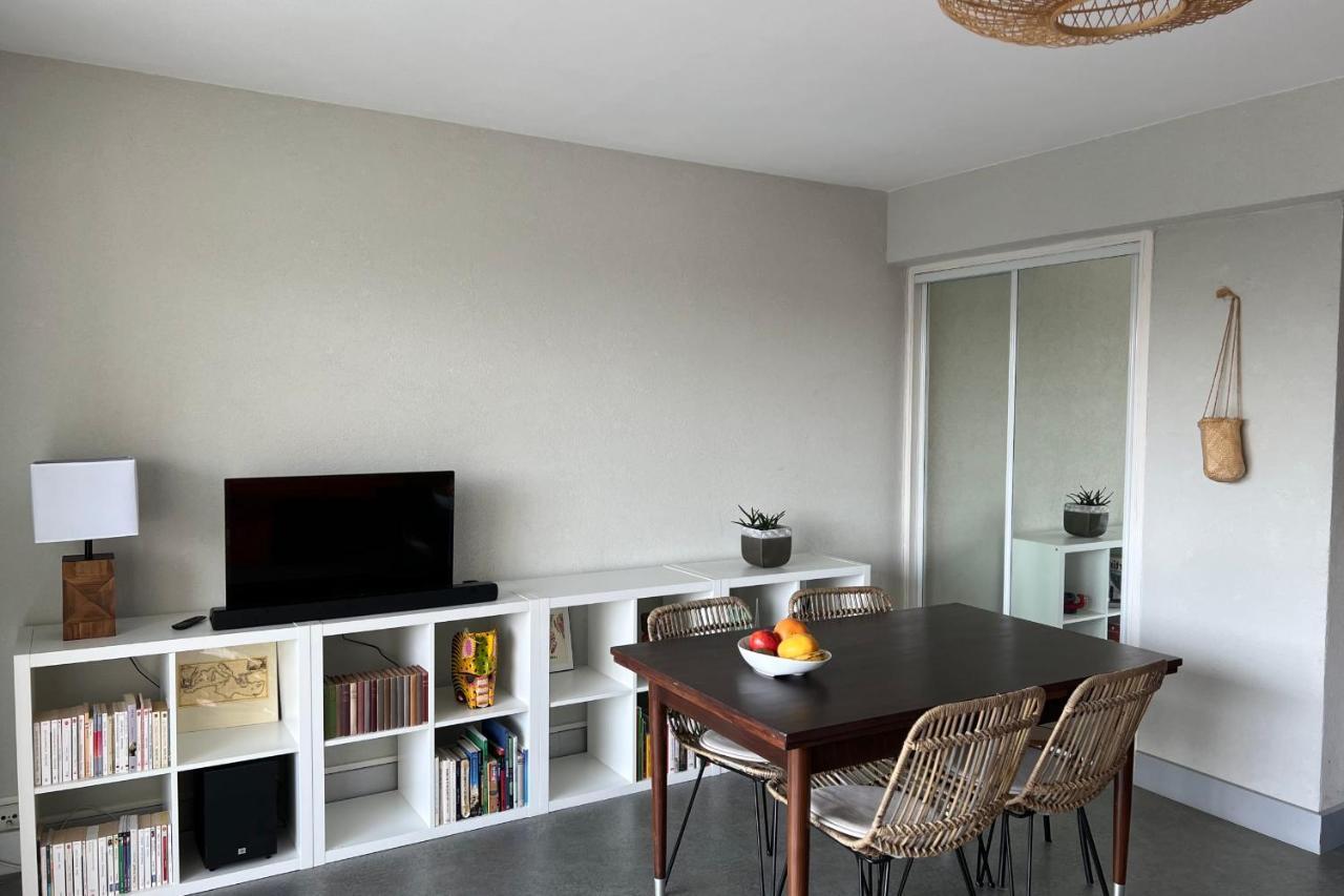 Le Neptune Appartement T2 Tout Confort Au Calme Et A Deux Pas De La Plage Le Grau-du-Roi Exteriör bild