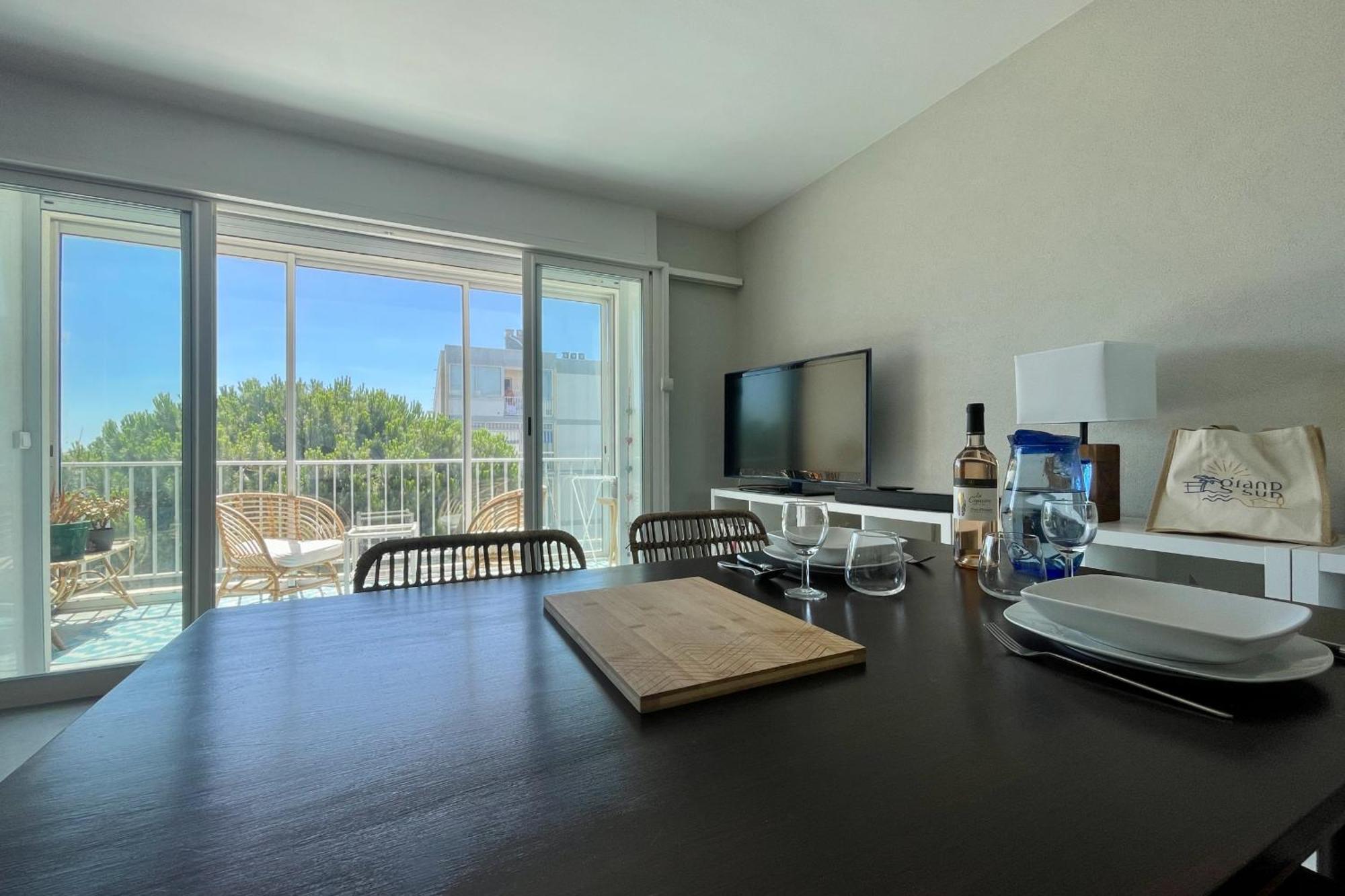 Le Neptune Appartement T2 Tout Confort Au Calme Et A Deux Pas De La Plage Le Grau-du-Roi Exteriör bild