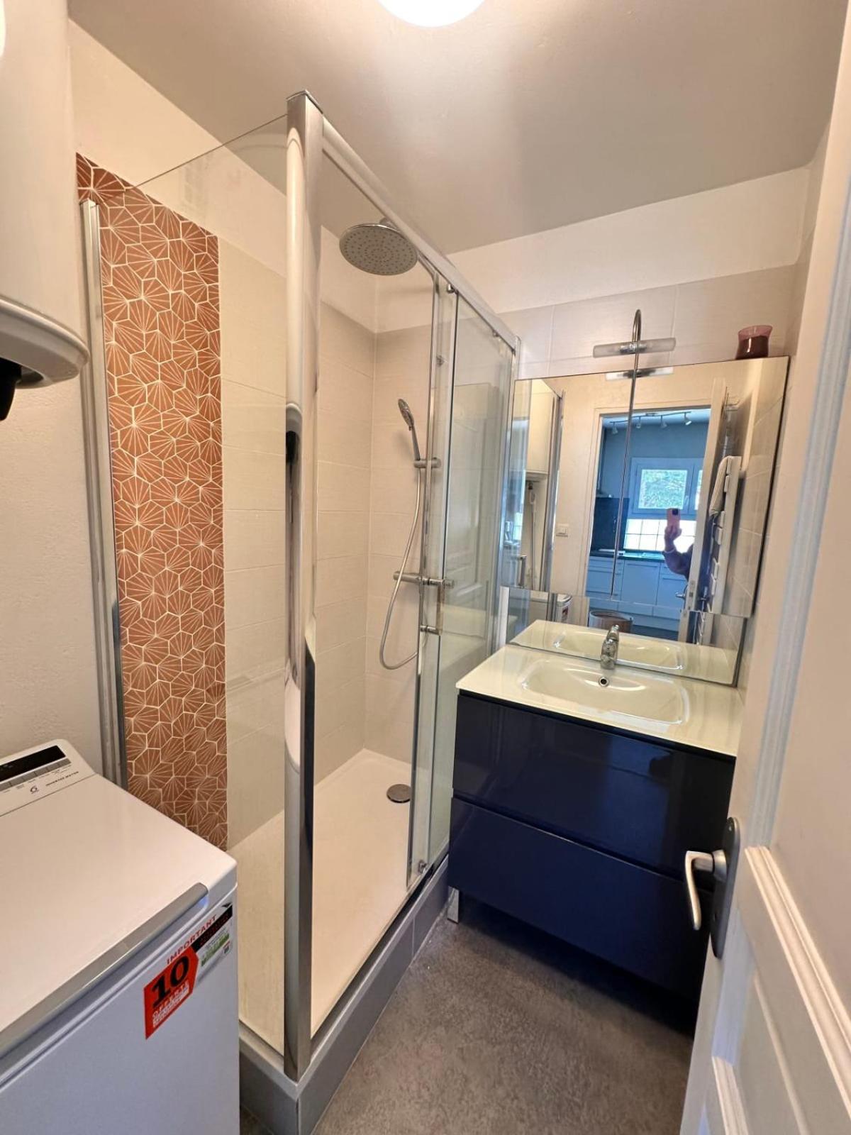 Le Neptune Appartement T2 Tout Confort Au Calme Et A Deux Pas De La Plage Le Grau-du-Roi Exteriör bild